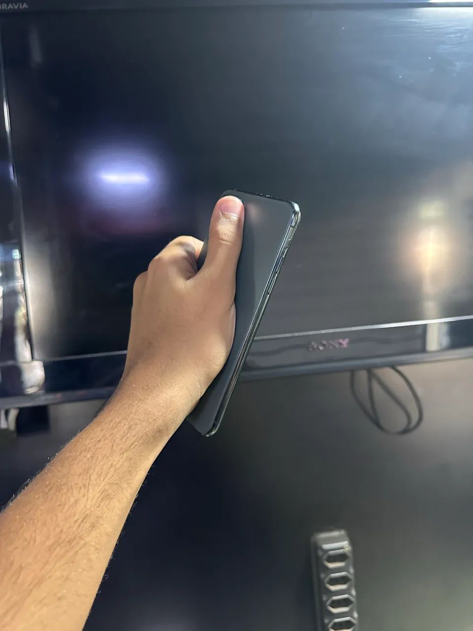 IPHONE 11 PRO MAX 256 GB - TELA TROCADA  - Foto 3