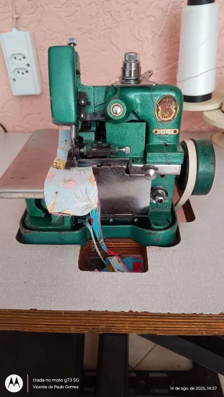 Máquina overlock semi industrial  - Foto 2