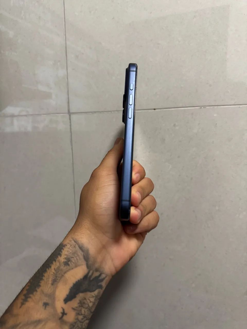 iPhone 17 pro max azul 256 - Foto 3