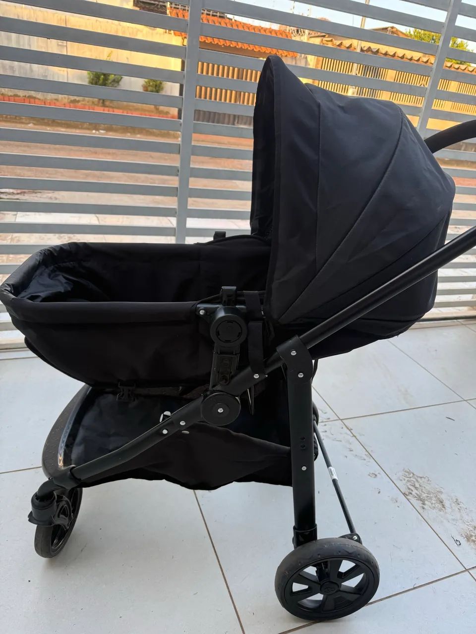 Vendo carrinho de bebê  - Foto 5