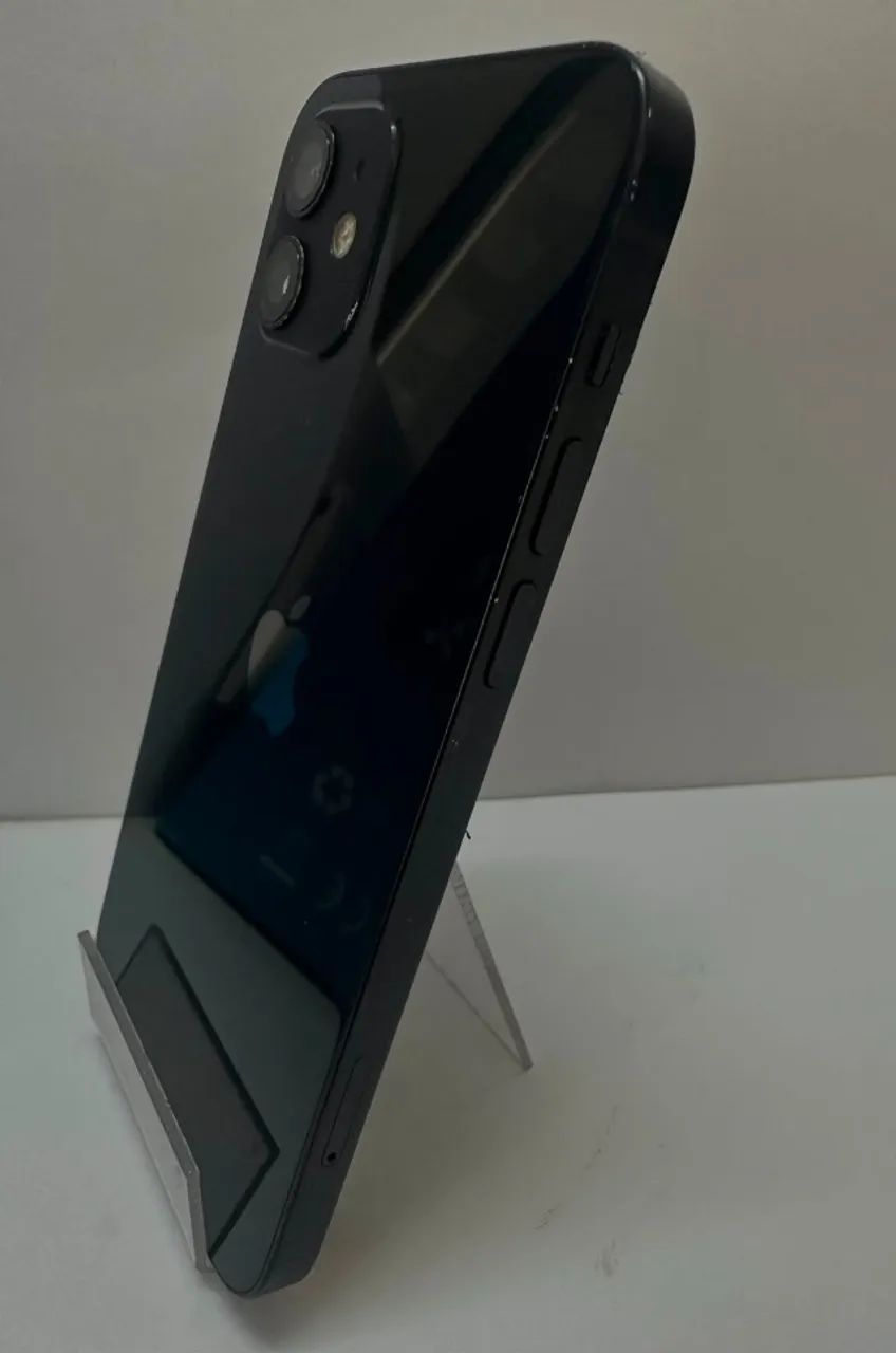 iPhone 12 de 128GB na cor preta - Celulares e Smartphones - Centro