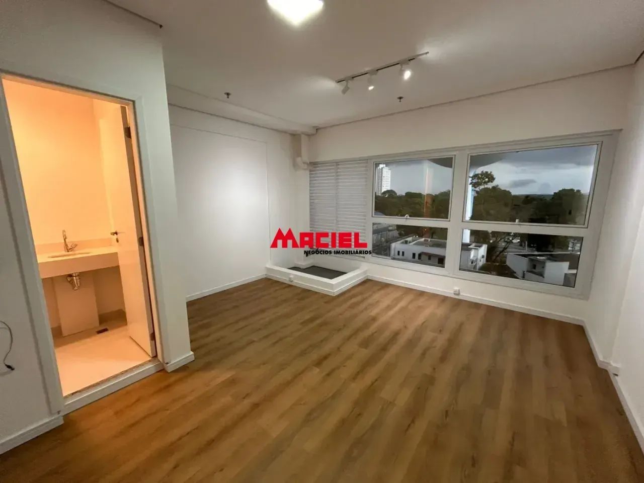 SALA COMERCIAL À VENDA  HELBOR DOWNTOWN | CENTRO DE SÃO JOSÉ DOS CAMPOS - Foto 3