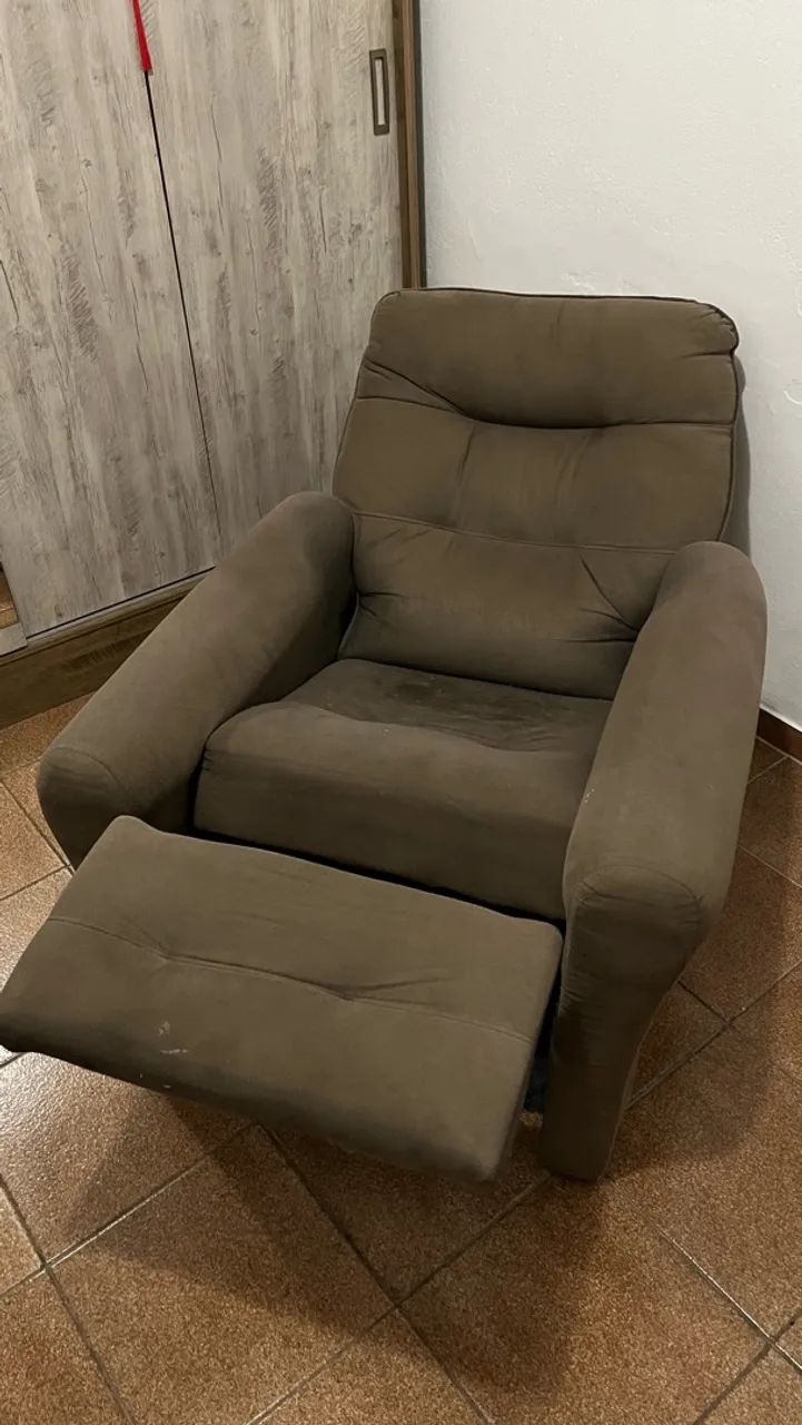 Poltrona reclinável de tecido - Foto 2