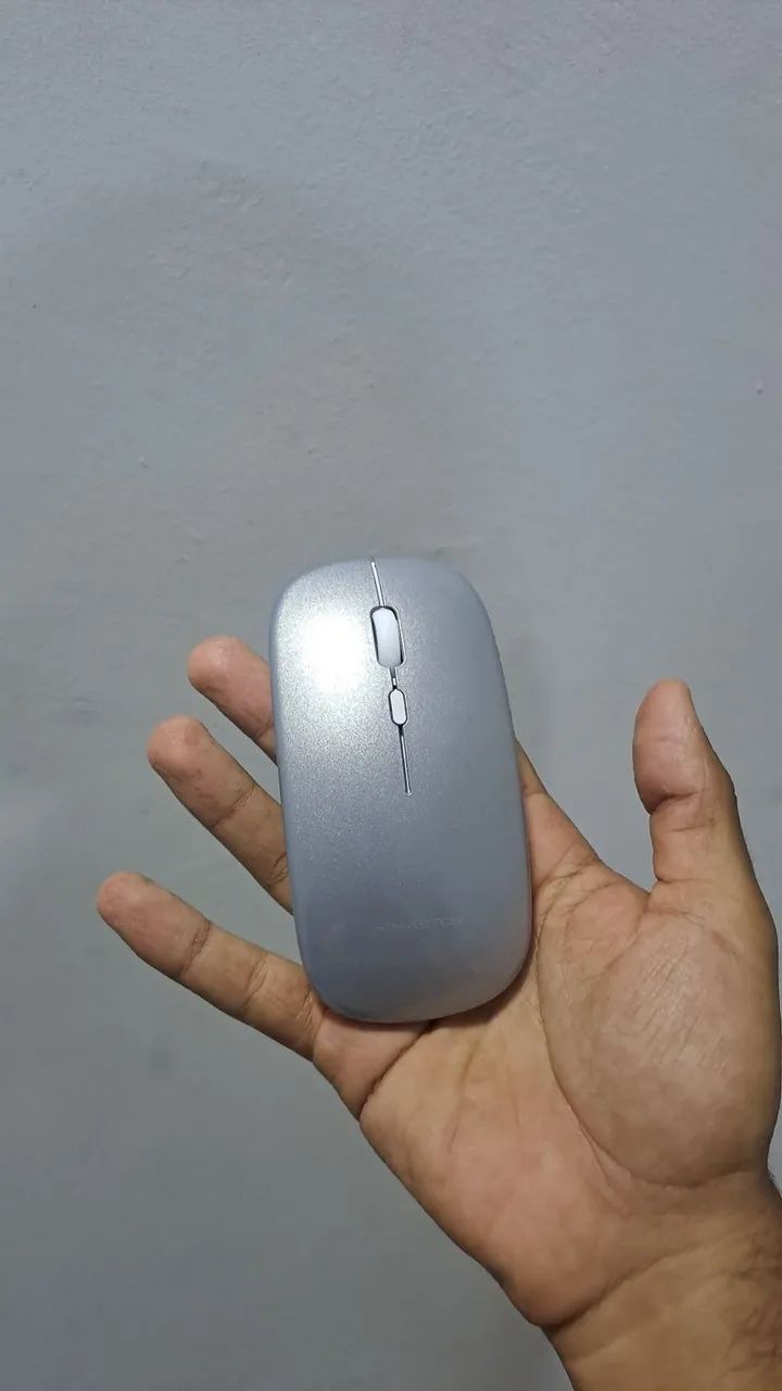 Mouse sem fio 2.4 design ergonômico a pilha - Foto 4