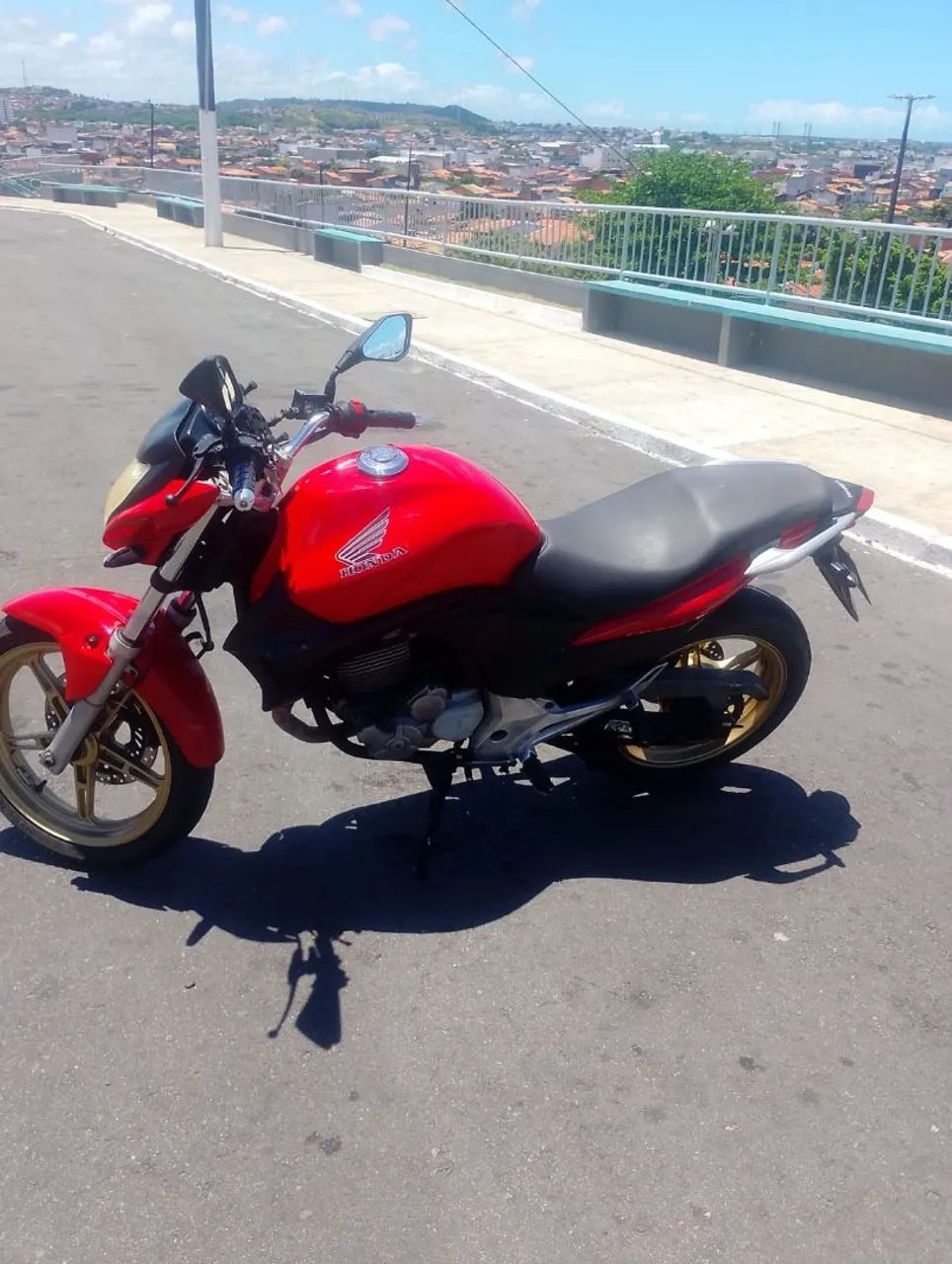 CB 300  - Foto 3