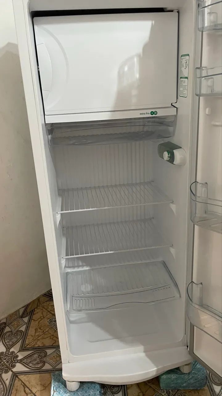 VENDE-SE GELADEIRA  - Foto 4