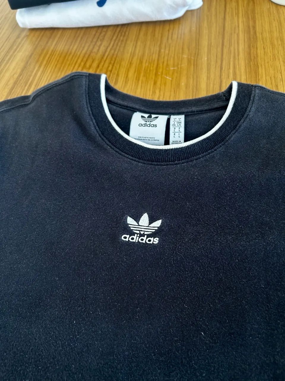Camiseta Adidas e Shap Life 