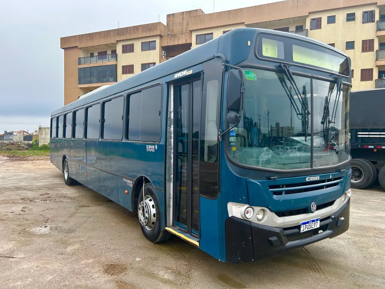 Ônibus Volks 17-230 ar condicionado Caio apache 2009 - Foto 2