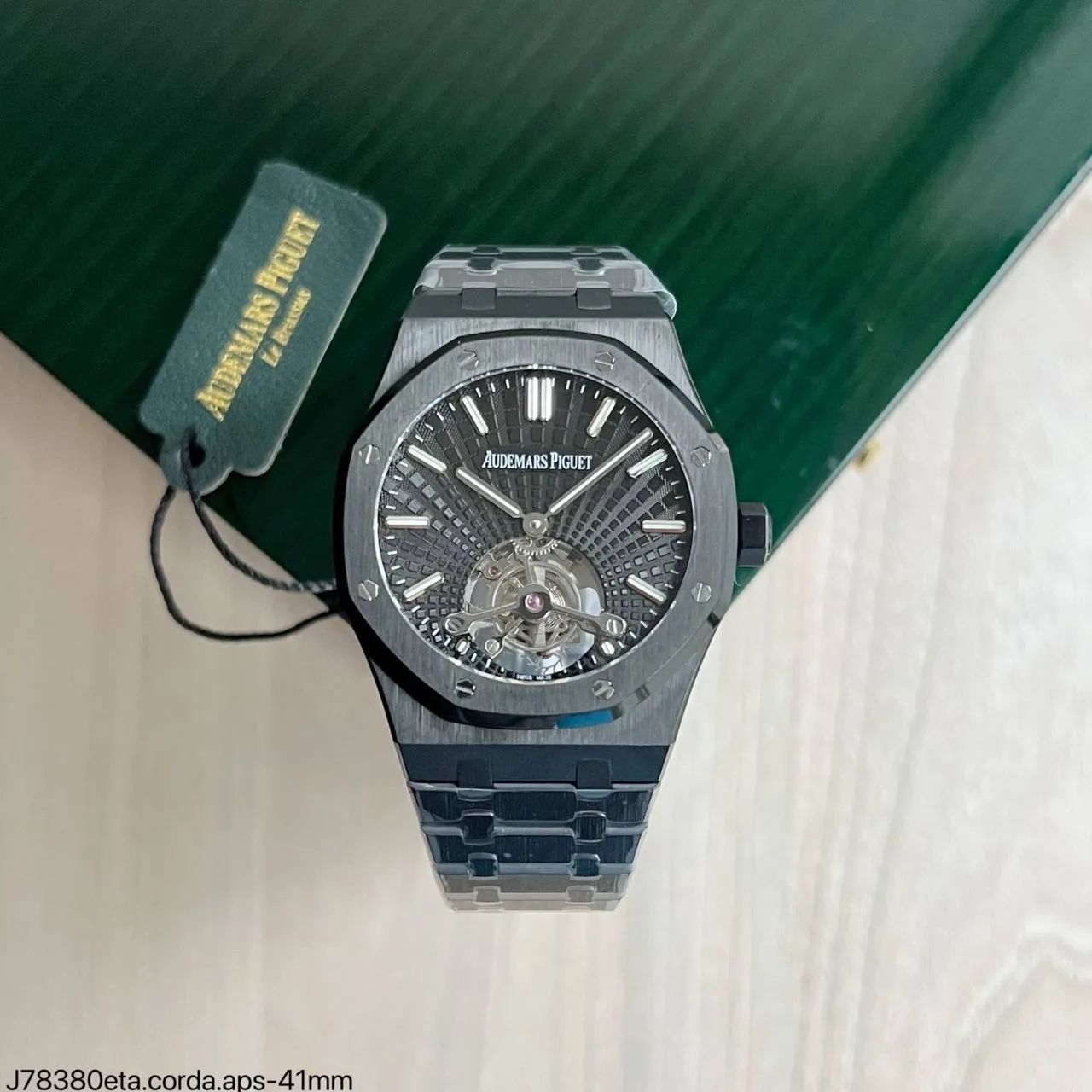 Relógio Audemars Piquet  Turbilhão Cerâmica  -  ETA  S/c