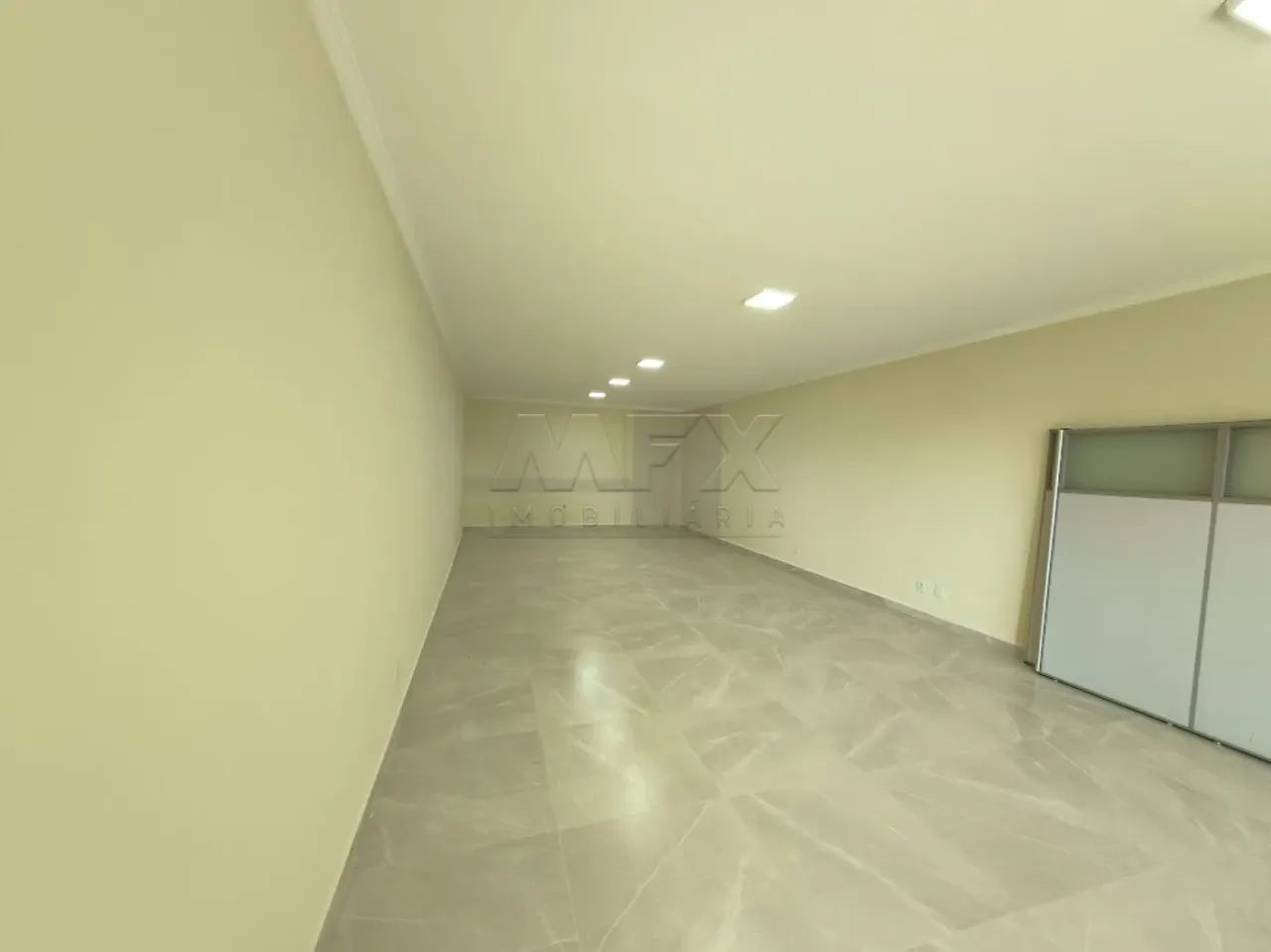 Sala comercial para locação de 64m² com banheiro e espaço para copa. - Foto 5