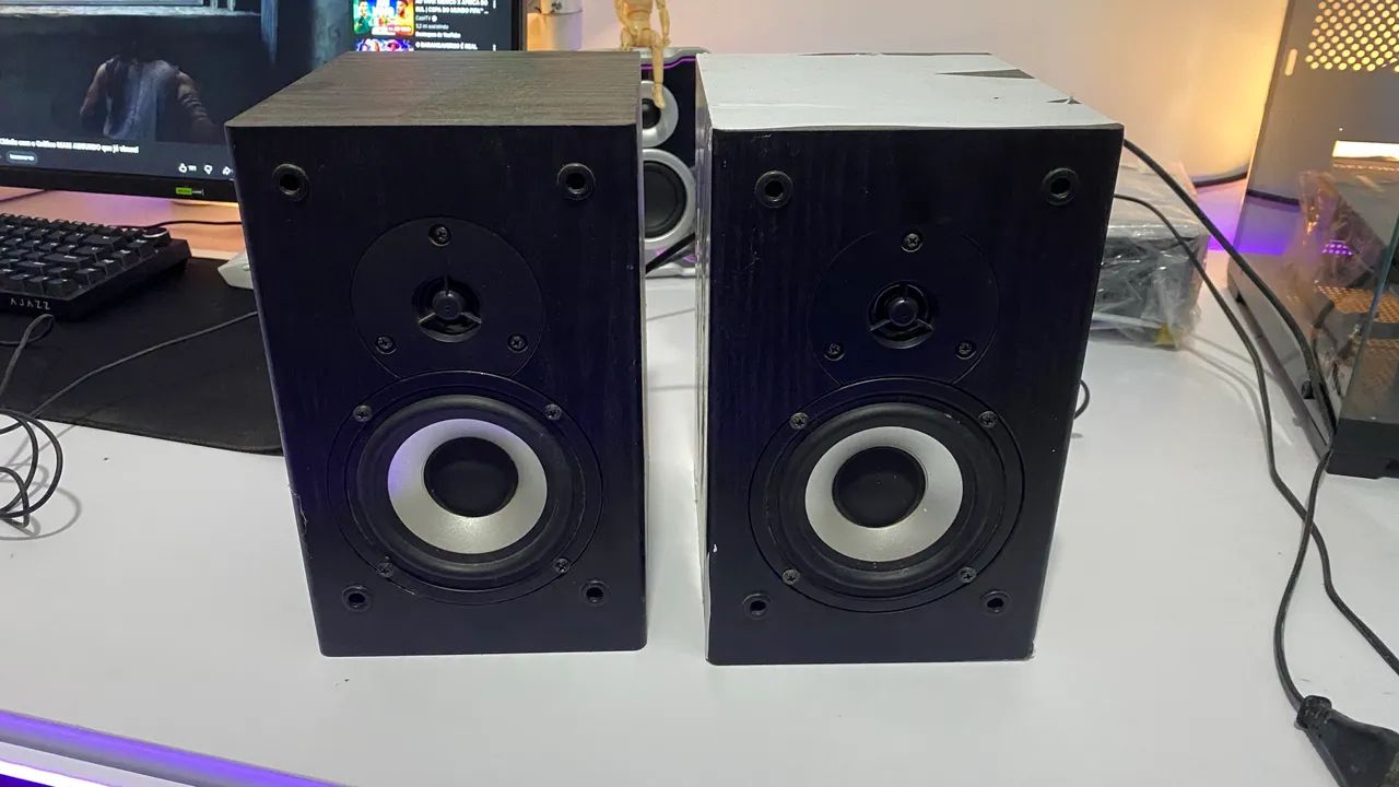 CAIXA DE SOM 2.0 MICROLAB B72 - 24W RMS