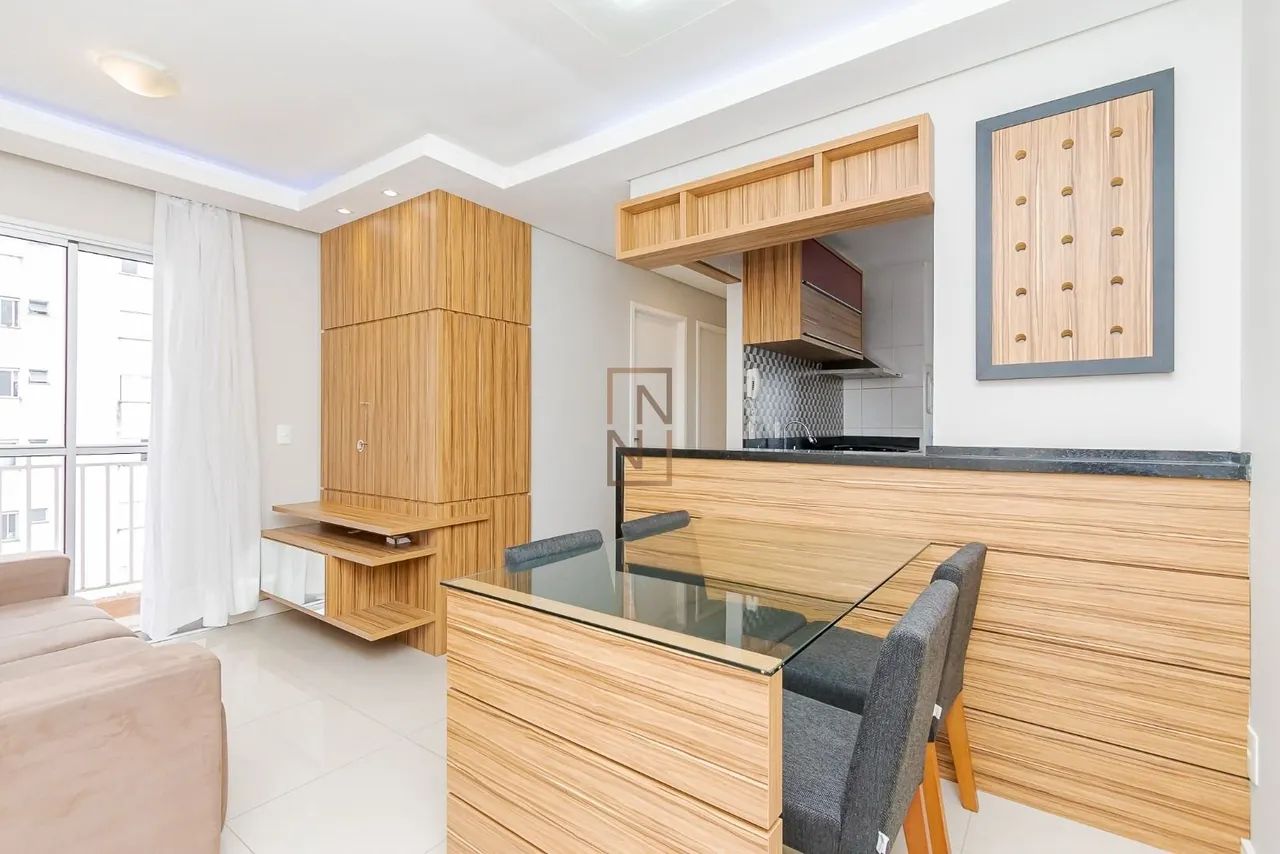 Apartamento mobiliado com 2 quartos no Pinheirinho