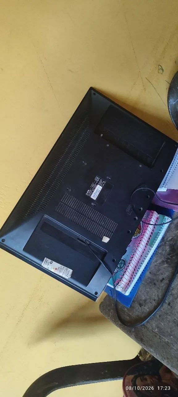 Vendo TV CCE de LED 24 polegadas  - Foto 5