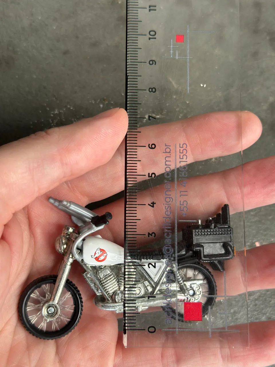 Motocicleta Ecto-2 Ghostbusters movie Hot Wheels - Foto 5