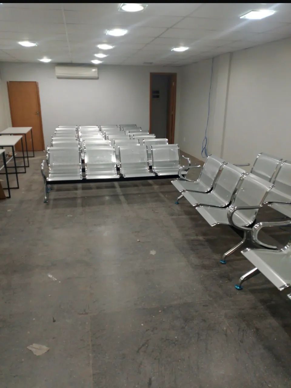 Longarina 3 e 4  lugares aeroporto novo