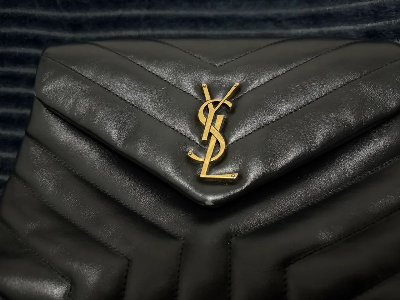 Bolsa Saint Laurent (YSL) LouLou Puffer - Foto 3