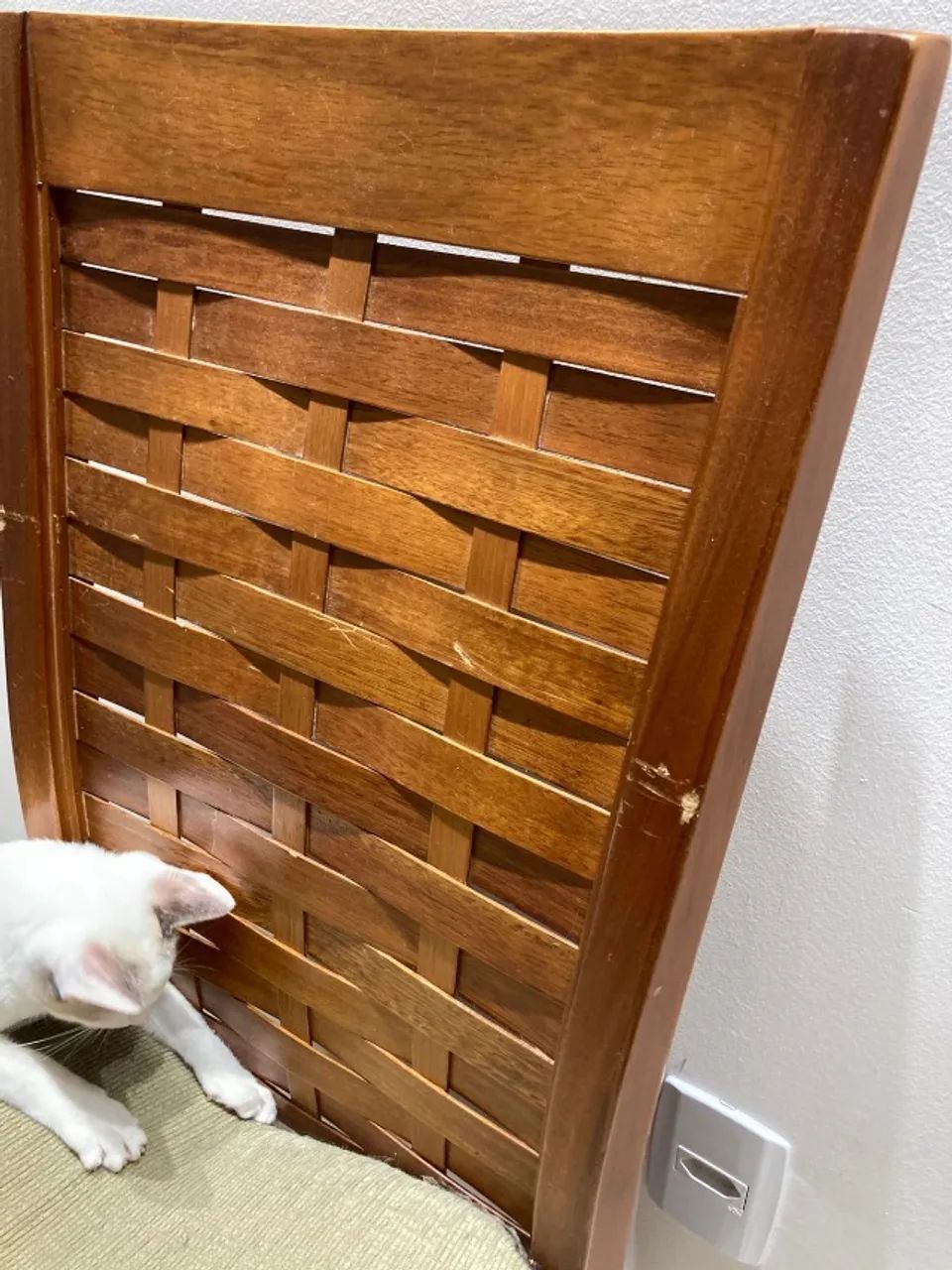 Mesa de Jantar Retangular de 4 lugares com Base de Madeira - Foto 3