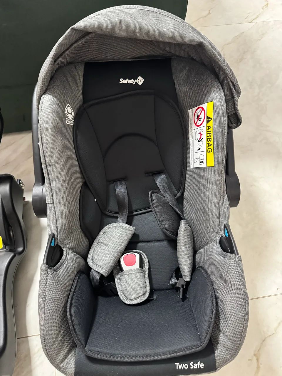 Cadeirinha de bebê para carro
