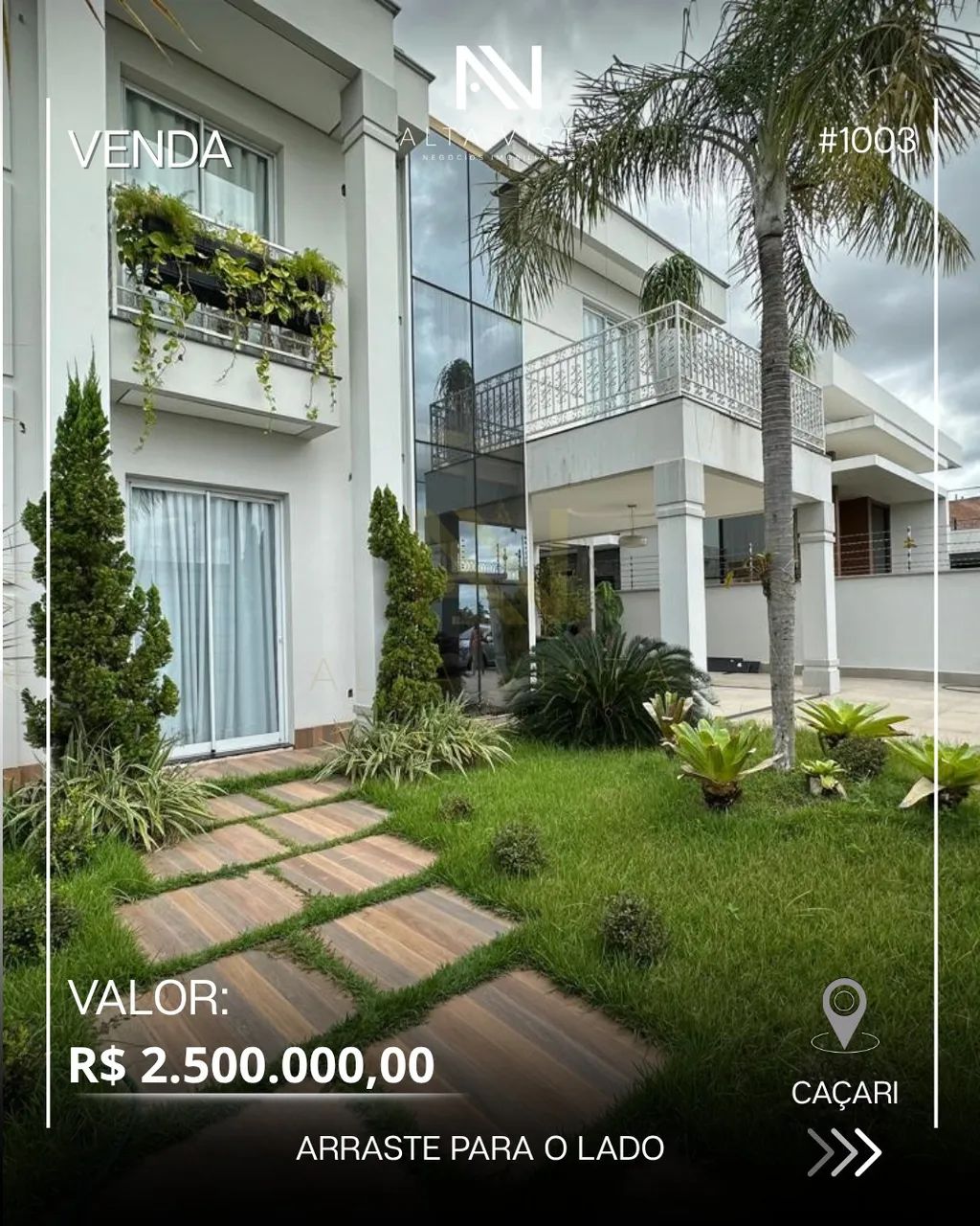 Casa 4 suítes, 2 vagas, 290m² em Caçari