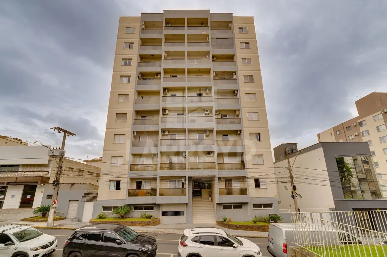 Karina - Apartamento 2 Dormitórios no Edifício Karina - Centro, Tubarão/SC
