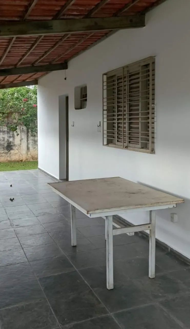 Sobrado 5 quartos com quintal grande - Próximo à Praça da Bíblia - *
