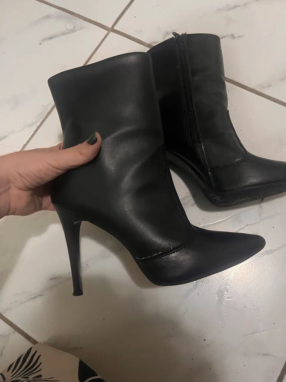 Bota Bico Fino 
