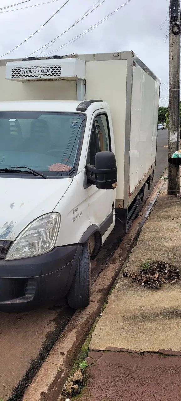 Iveco Daily Chassi 45s17 3.0 16V Diesel Mec. 2P (e5) 2017 2017