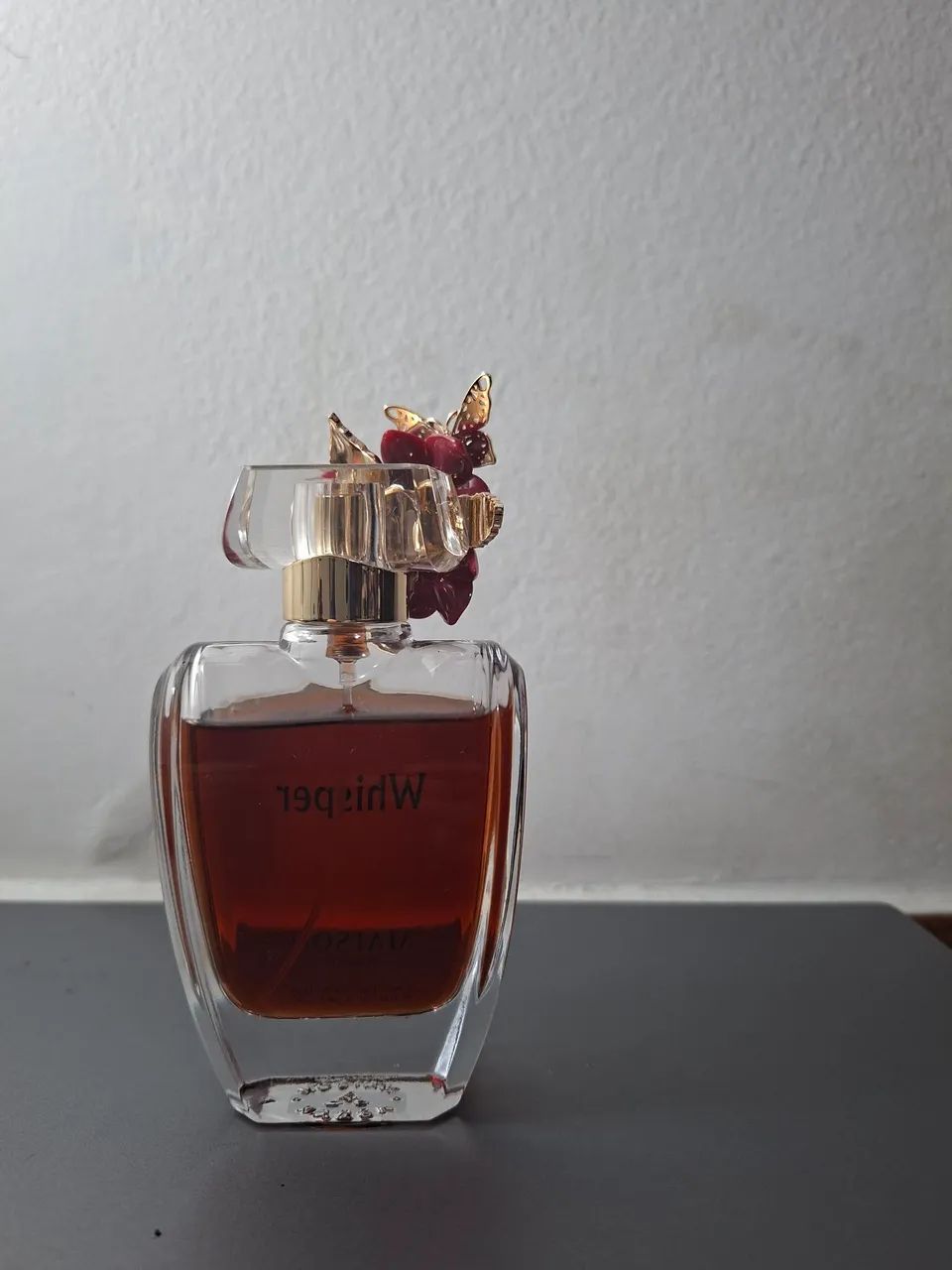 Desapego- Perfume Whisper de MAISON ASRAR (original) - Foto 2