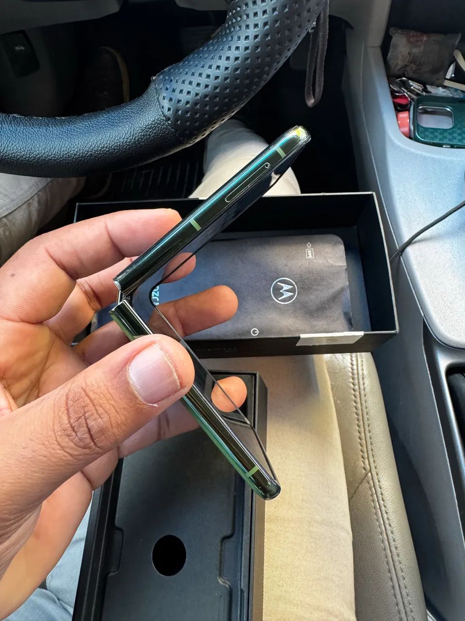 Razr 50 ultra 