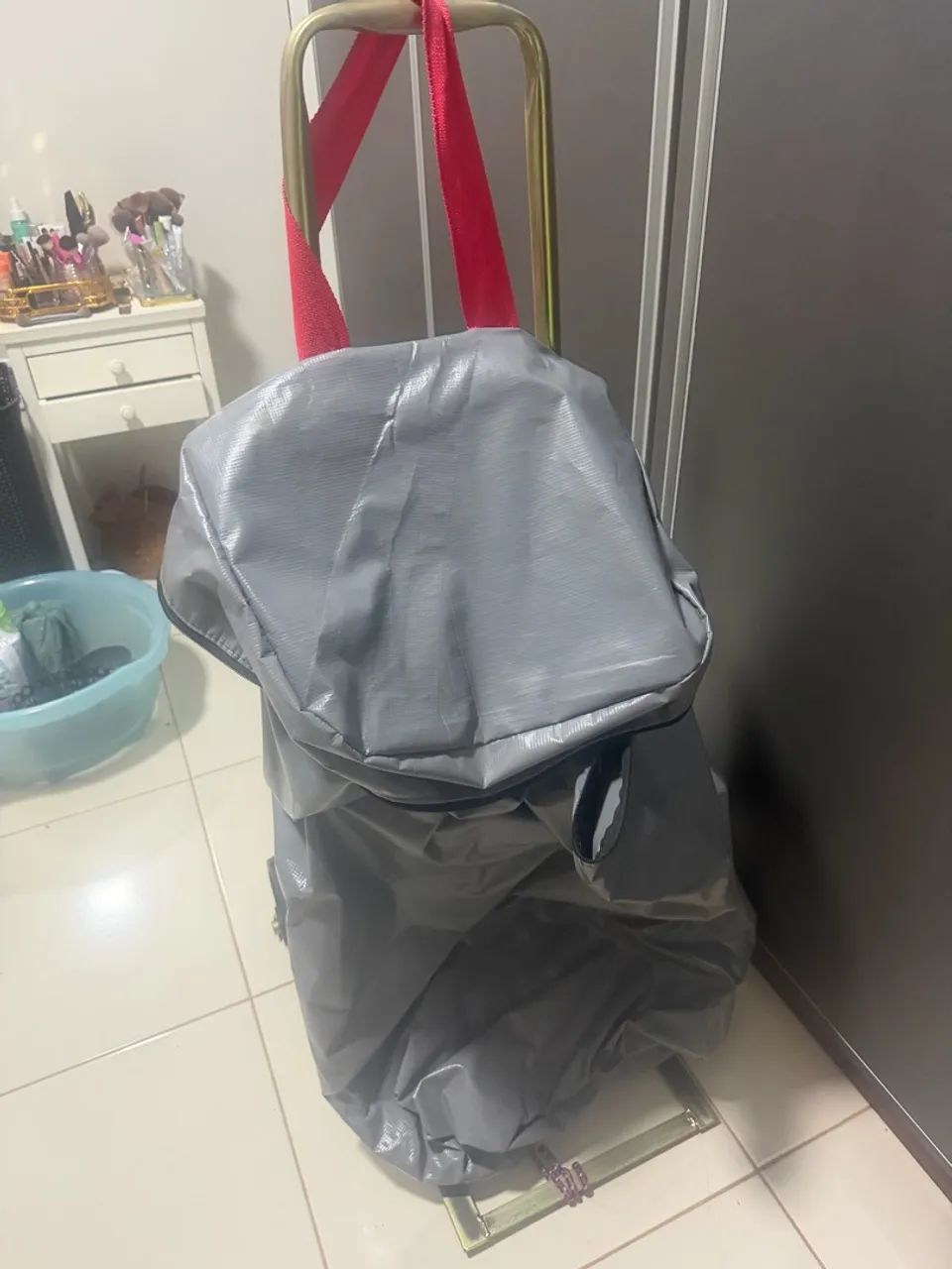 Carrinho de compra de roupas