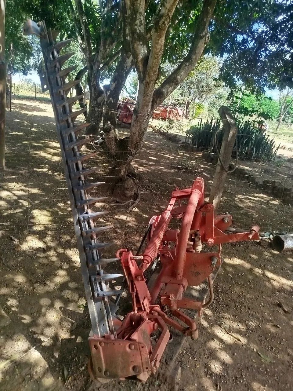 Segadeira de corte e barra