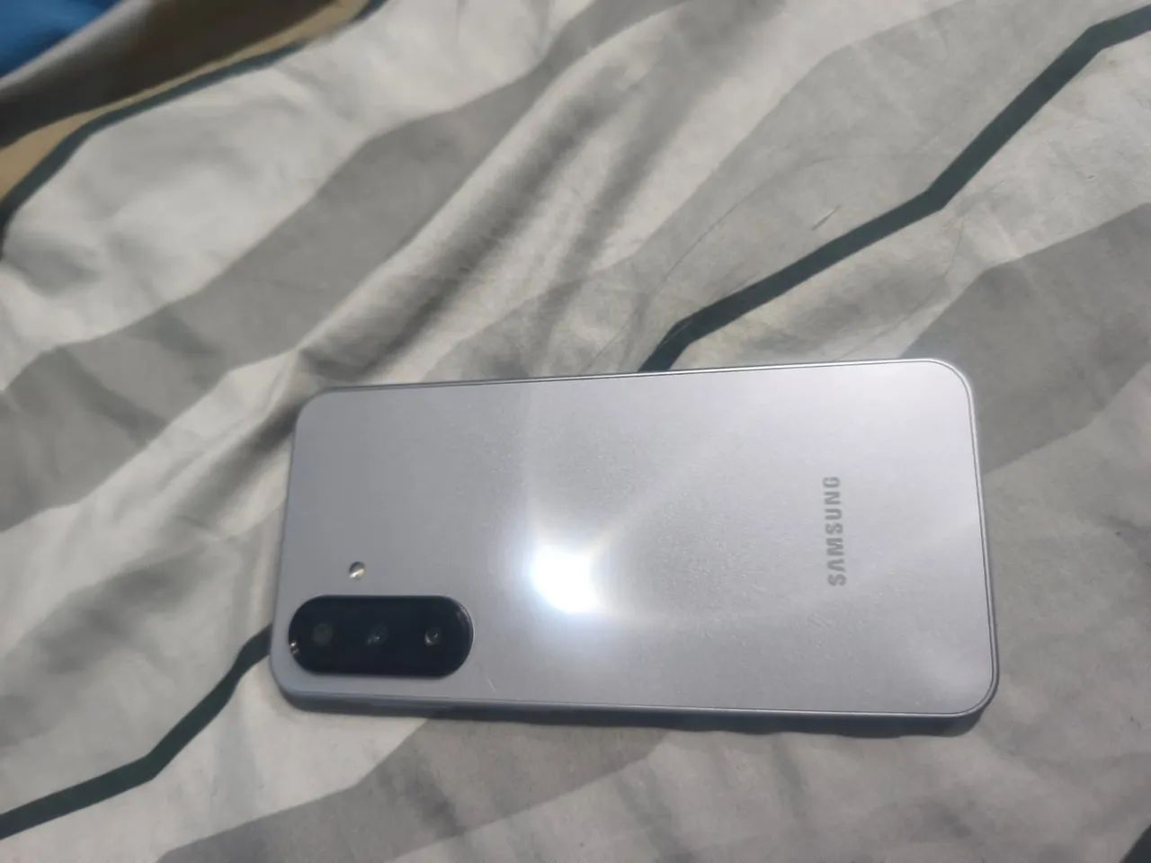 Samsung a 17 - Foto 2