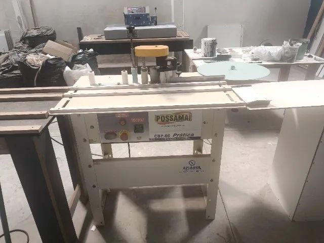 Coladeira de fita de borda POSSAMAI 