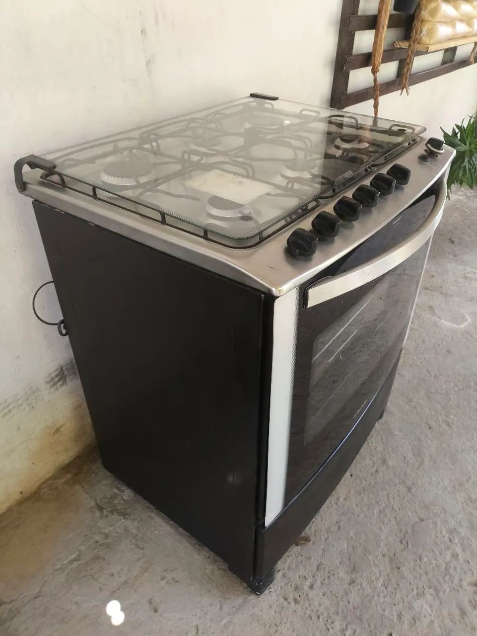 Fogão de 5 bocas 