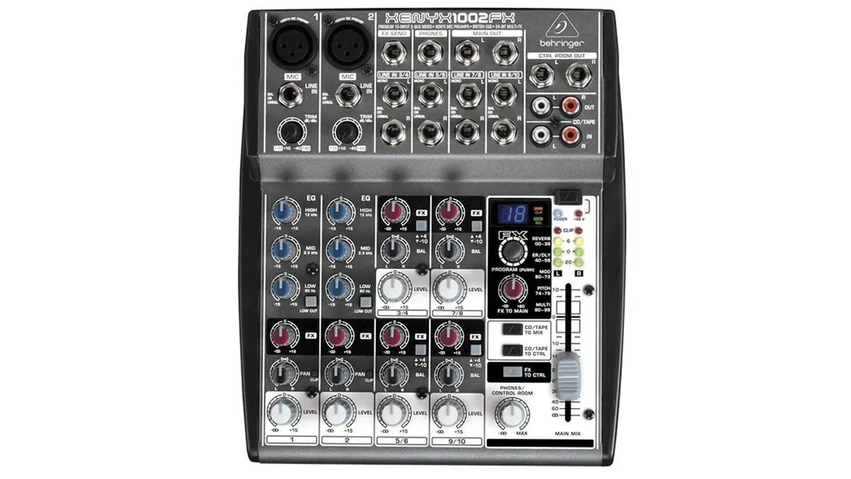 Mesa de Som Analógica 2 canais1002-FX - Behringer