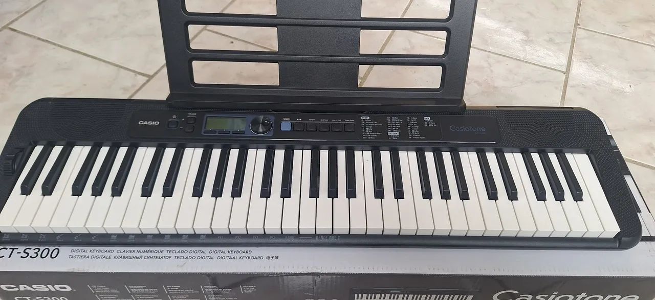 Teclado Casio Casiotone CT-S300 