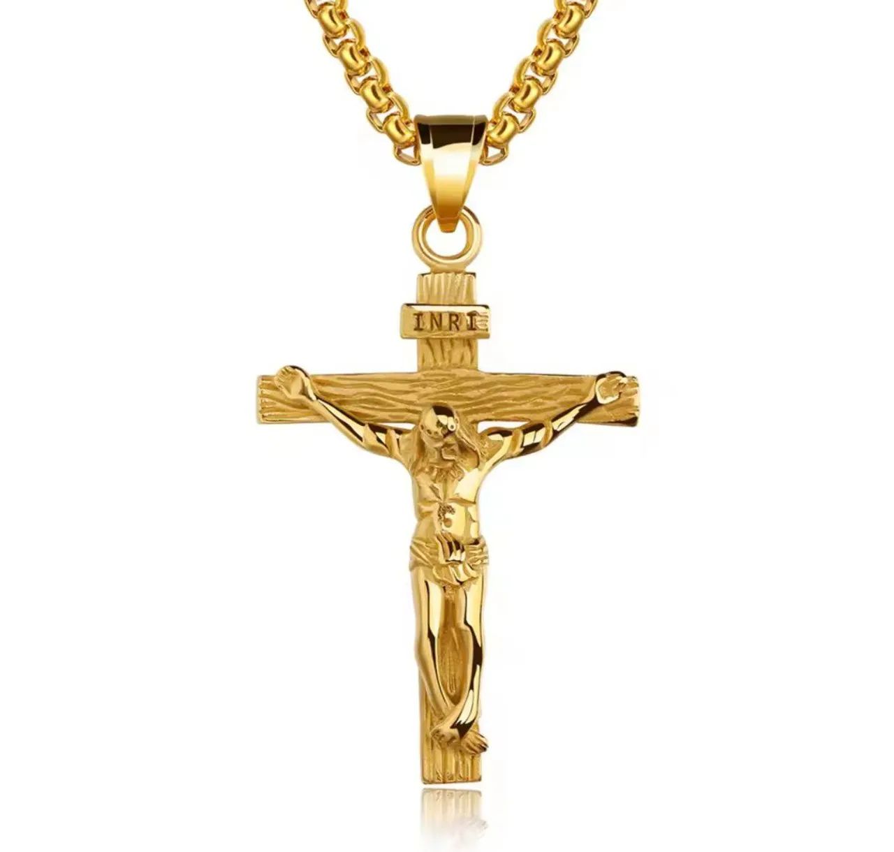 Colar de cruz dourado 