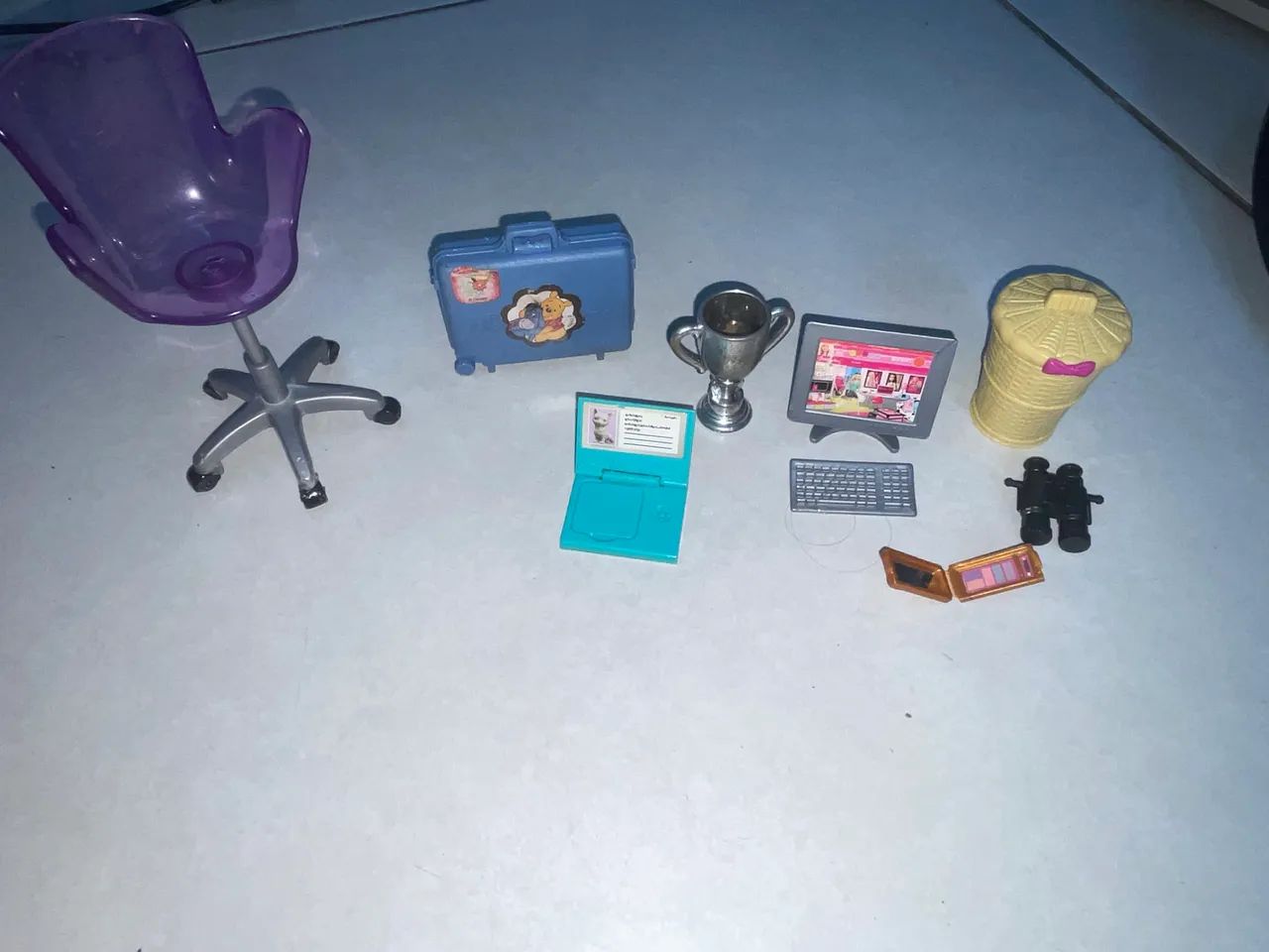 Kit acessórios para casa de boneca