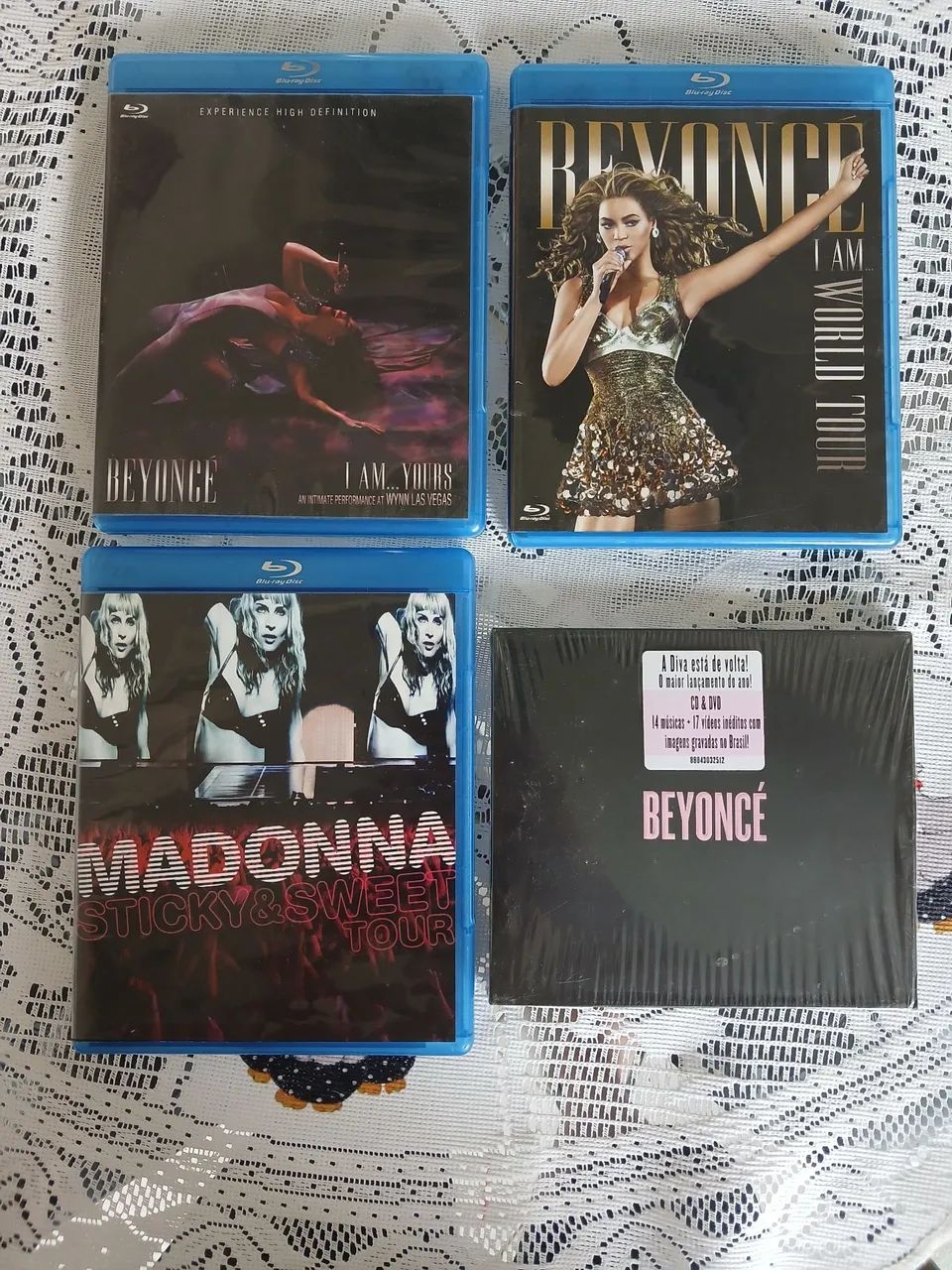 Lote de dvds e shows musicais - CDs, DVDs etc - Vila Maceno, São