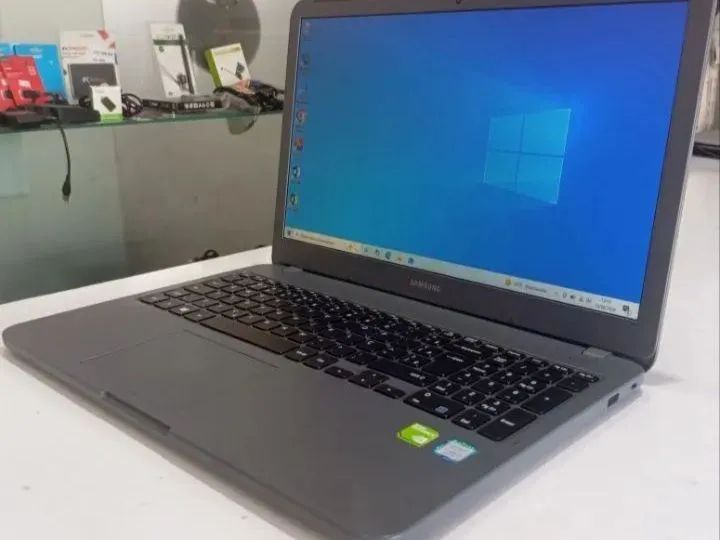 NOTEBOOK CORE I5 SAMSUNG COM PLACA DE VÍDEO 2GB