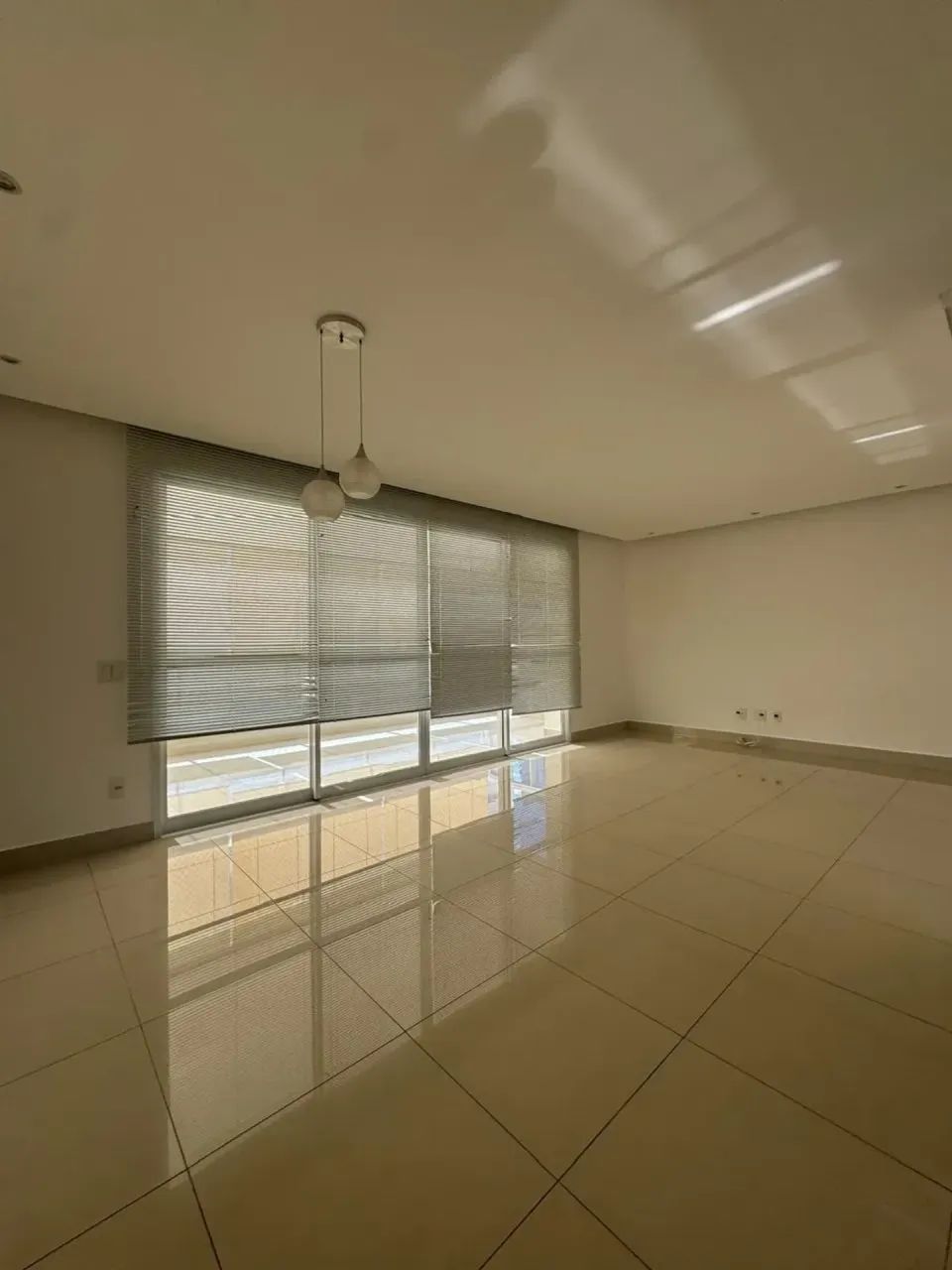 Apartamento de 160m2 para aluguel, com 4 suítes, no Edifício The One, Jardim Goiás - Foto 3