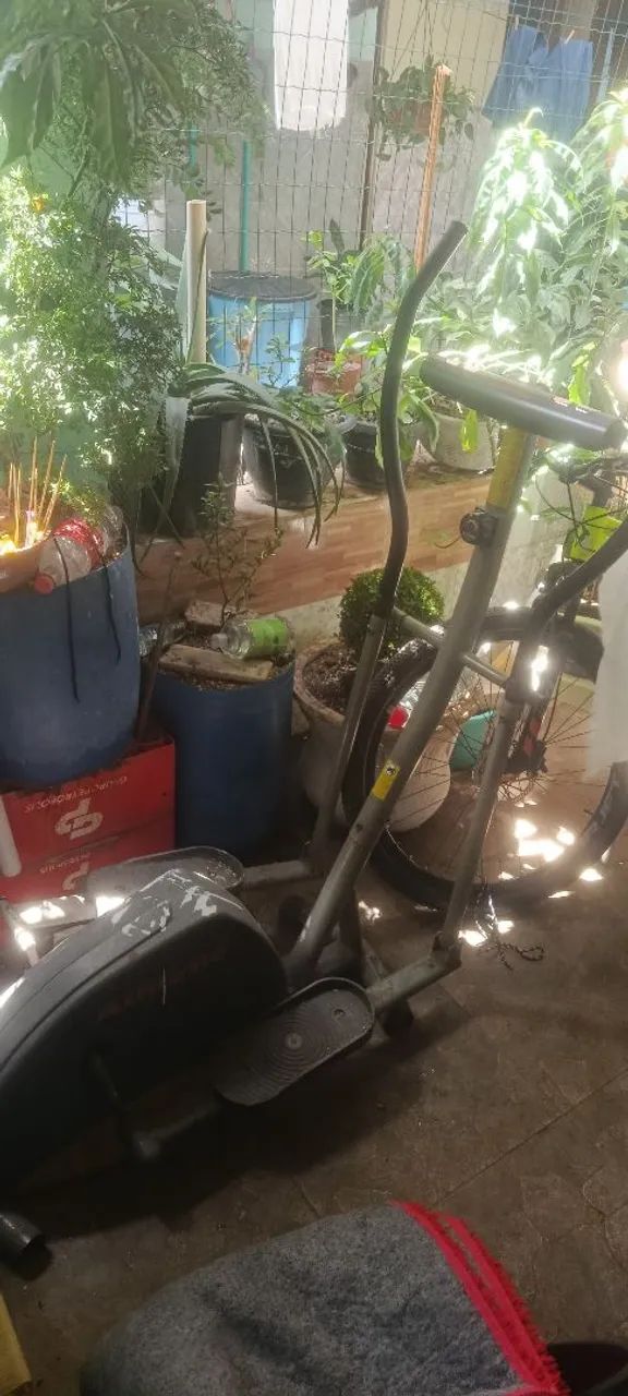 Bicicleta de academia - Foto 2
