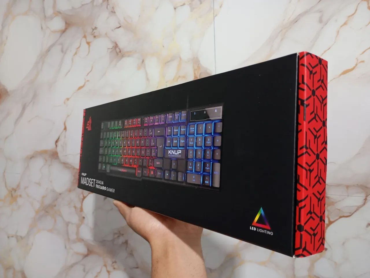Teclado Gamer KNUP RGB Com Fio - Foto 2