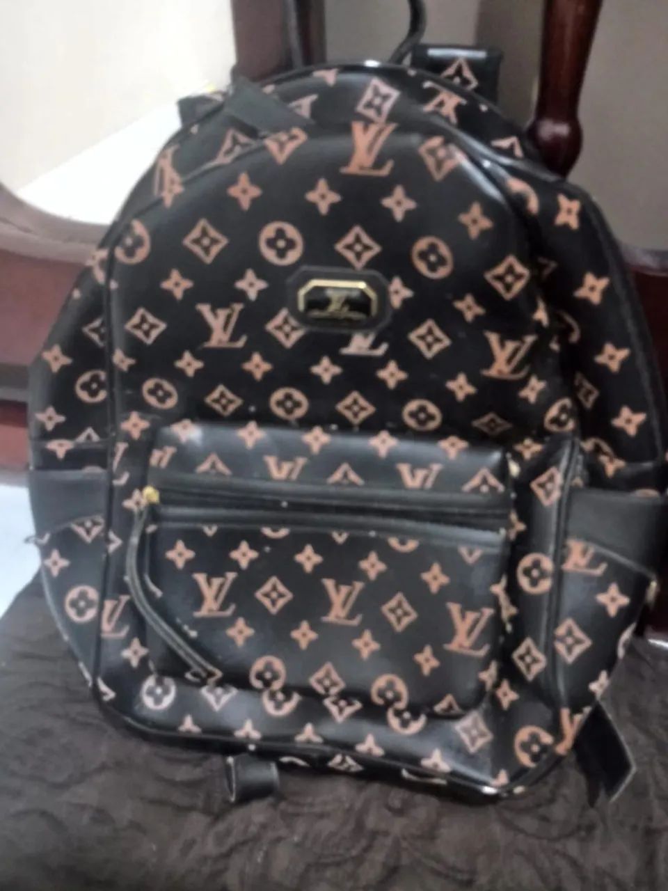 Mochila preta Louis Vuitton