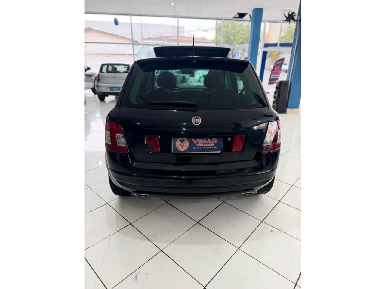 Fiat Stilo Dualogic 1.8 Blackmotion Flex 8V 2010 - Foto 4