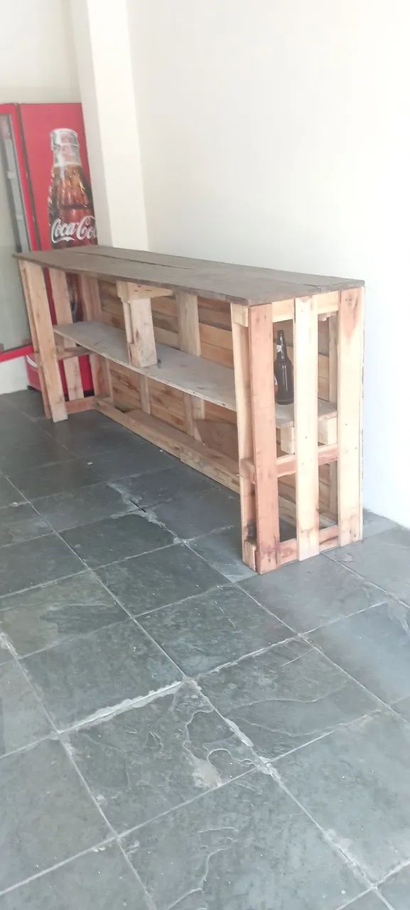 **PraSair** Balcão Rustico de madeira (pallet) 3m x 50cm -  (bar, adega, mercearia, etc) - Foto 4