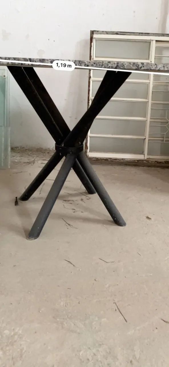 Mesa de granito com pés de ferro - Foto 3