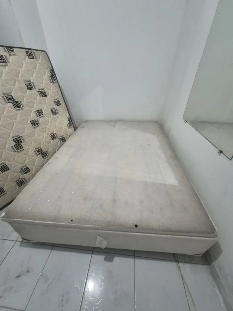 Cama com baú + colchão casal - Foto 2