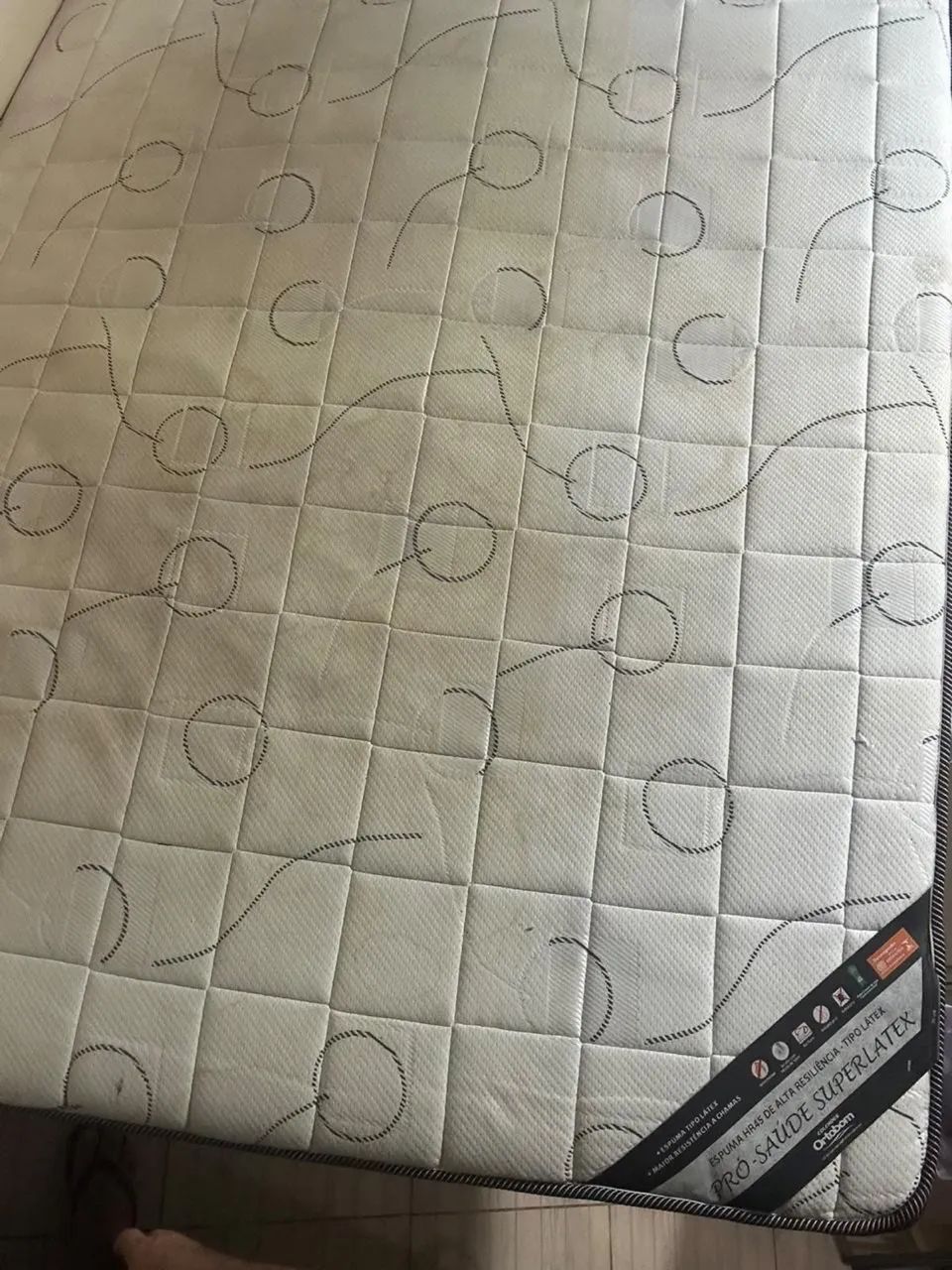 Vendo cama box King ortopédica 