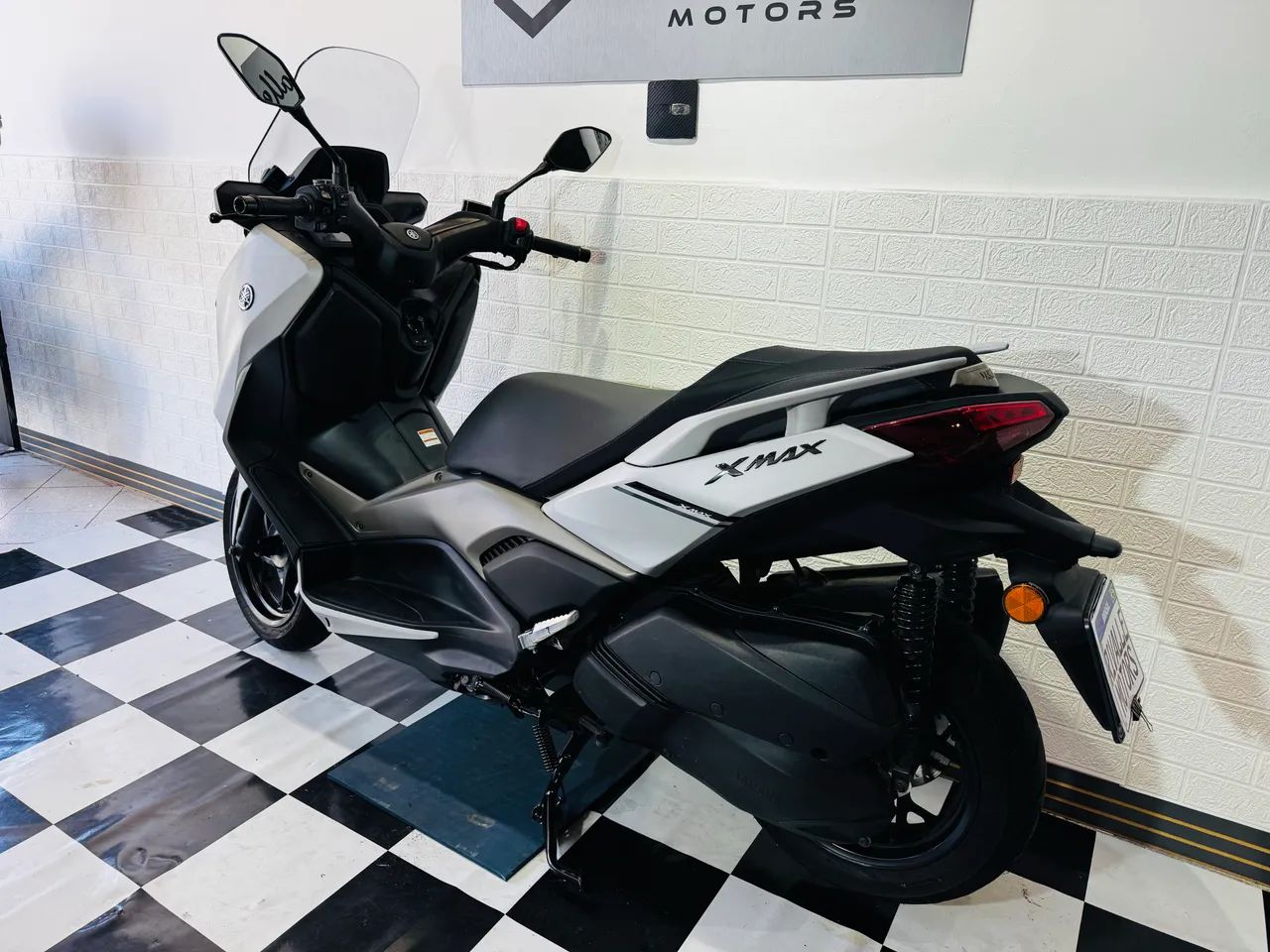 YAMAHA XMAX CONNECTED  - Foto 3